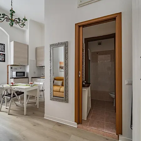 Milano, La Casetta Di Beatrice - By Host4u Apartamento Milán