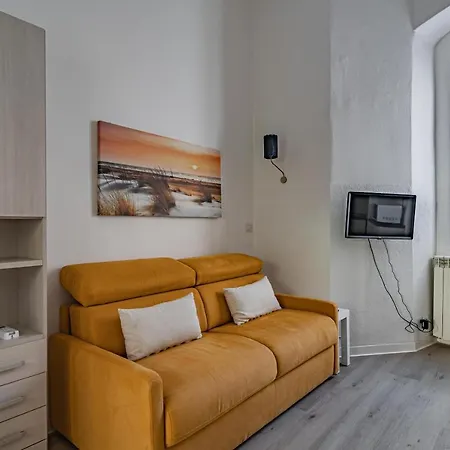 Milano, La Casetta Di Beatrice - By Host4u Daire